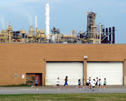 Photo of runners at the Cancer Action 5K.