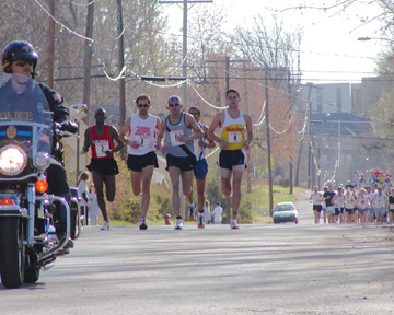 photo of the lead pack at one mile mark for the Run for Life