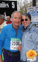 Photo of John and Janet Huchingson ath Paris Marathon.
